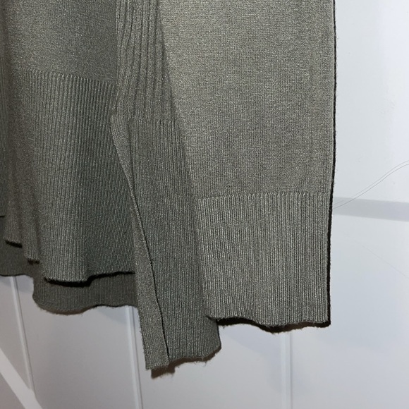 Staccato LS Knit Top - Picture 4 of 8
